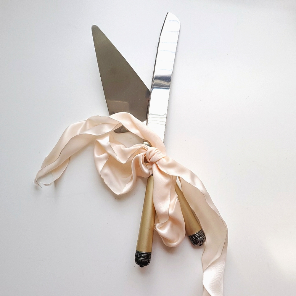Wedding Cake Cutting and Serving Set, Wedding Cake Server and Knife